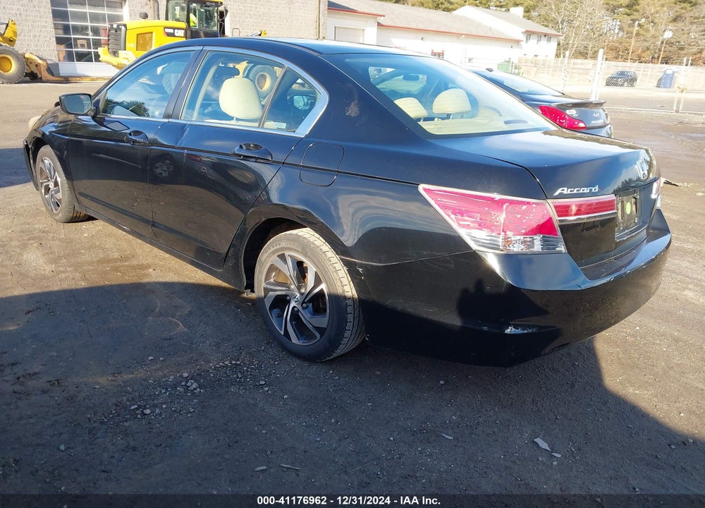 2011 HONDA ACCORD 2.4 LX VIN: 1HGCP2F39BA034538