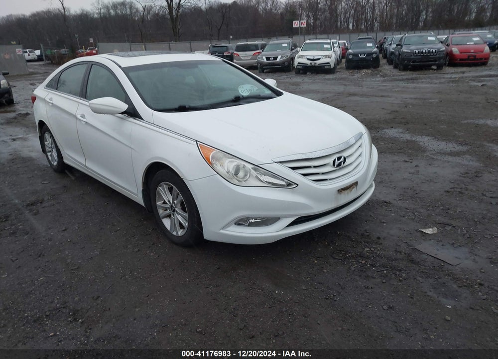 2013 HYUNDAI SONATA GLS VIN: 5NPEB4AC8DH540981