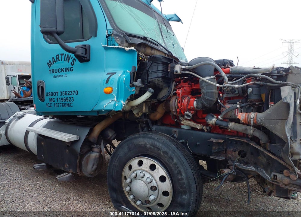 2015 FREIGHTLINER CASCADIA 125 VIN: 3AKJGEBG4FSGC2823