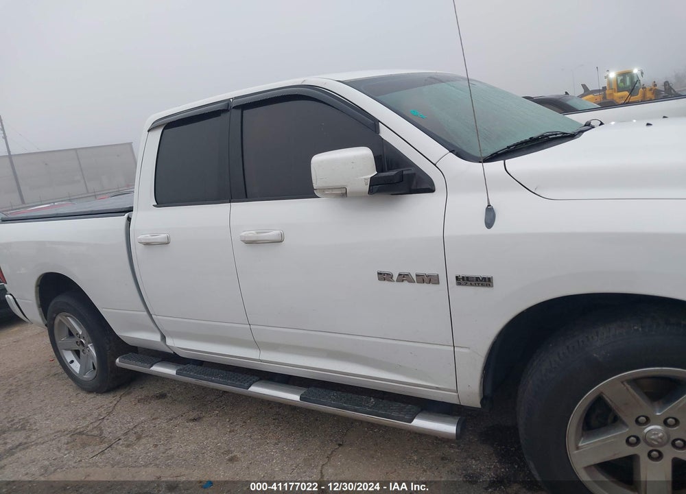 2010 DODGE RAM 1500 VIN: 1D7RB1GT5AS171040