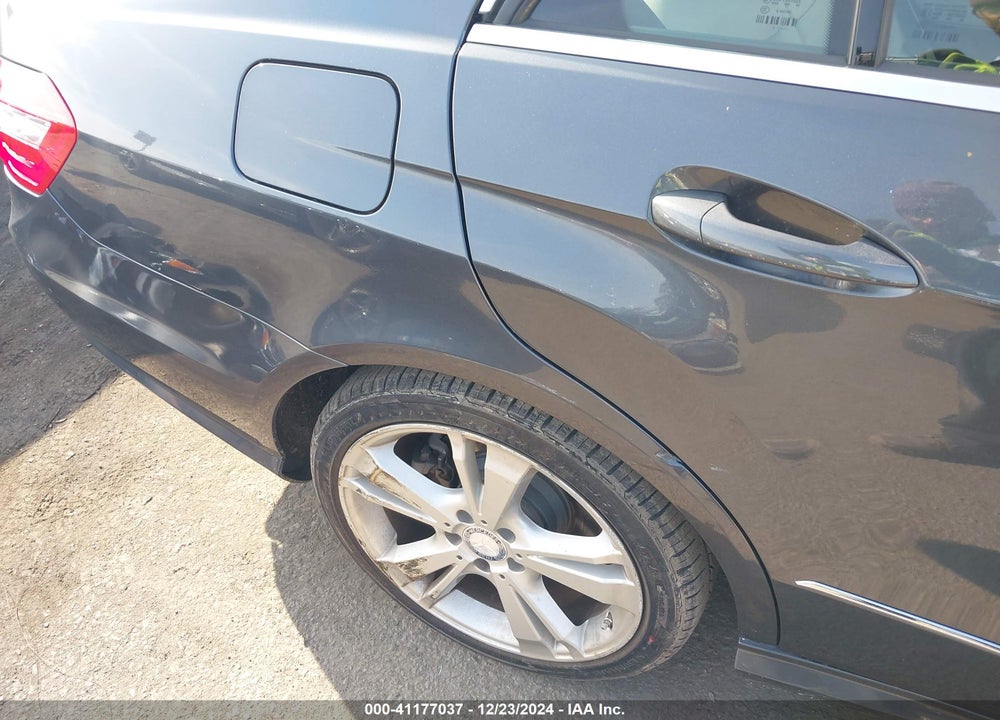 2012 MERCEDES-BENZ E 350 VIN: WDDHF5KBXCA533796
