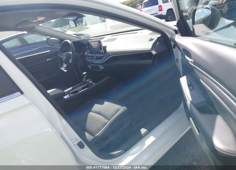 2024 NISSAN ALTIMA SV FWD VIN: 1N4BL4DV4RN367258