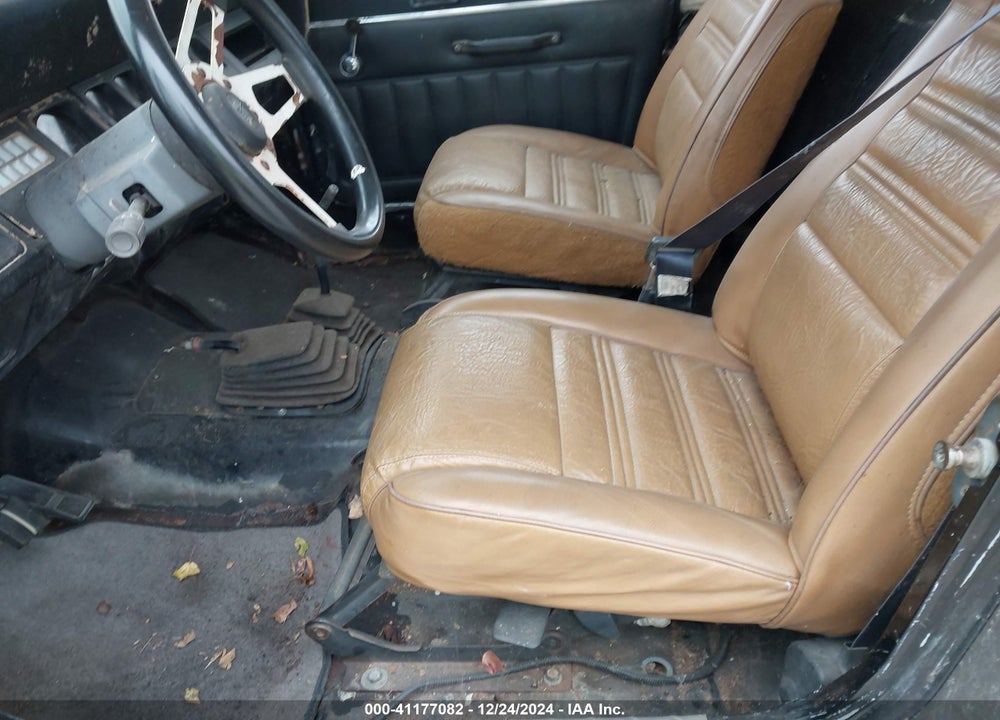 1989 JEEP WRANGLER / YJ VIN: 2J4FY19E8KJ146526
