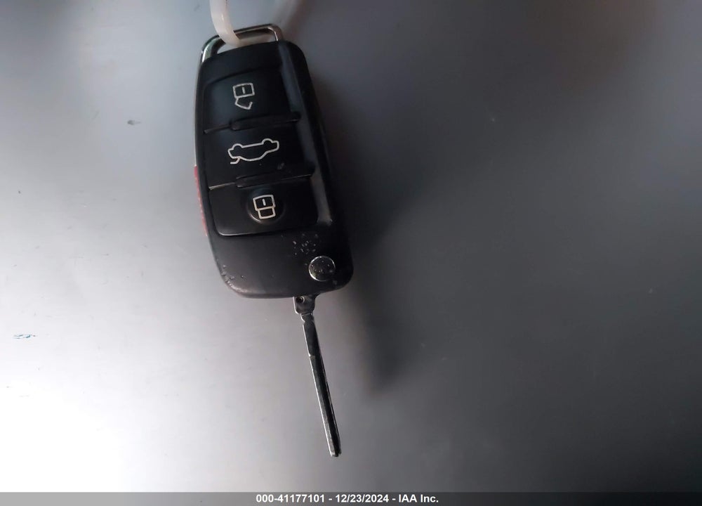 2017 AUDI A3 VIN: WAUAUGFF1H1028325