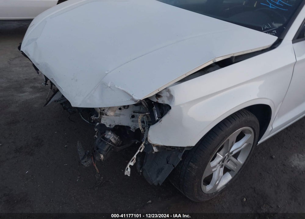 2017 AUDI A3 VIN: WAUAUGFF1H1028325