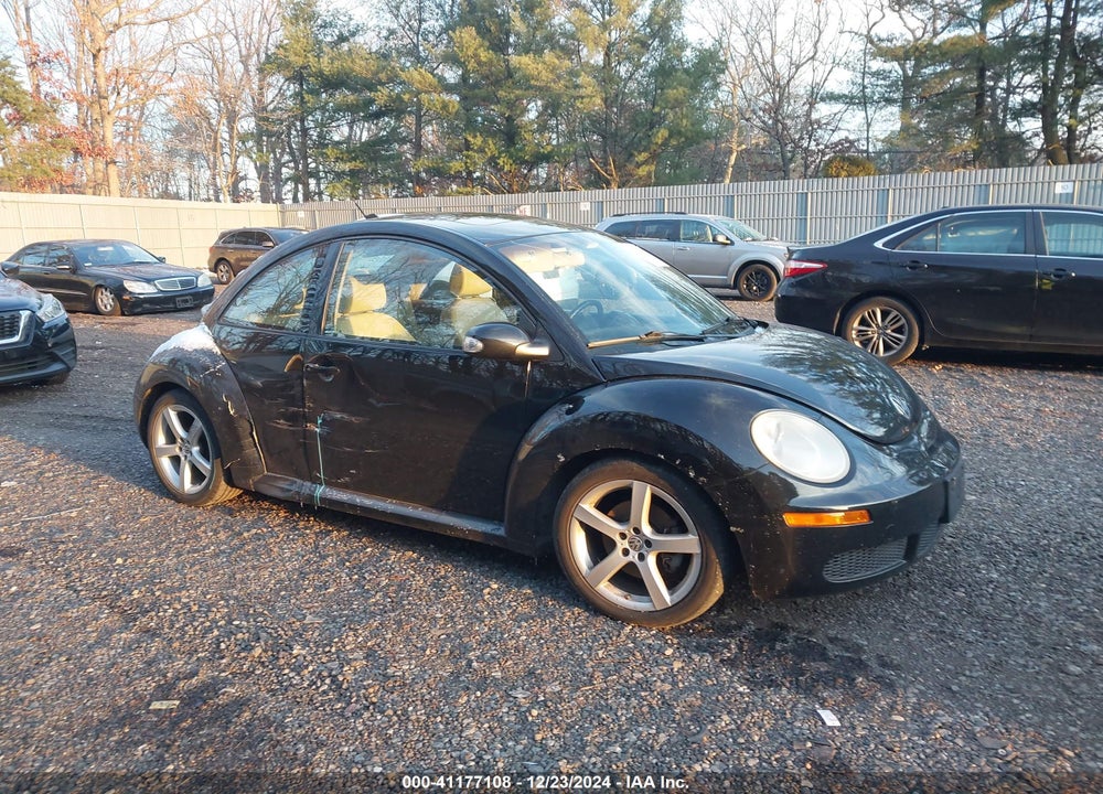 2010 VOLKSWAGEN NEW BEETLE 2.5L VIN: 3VWRG3AG9AM013681