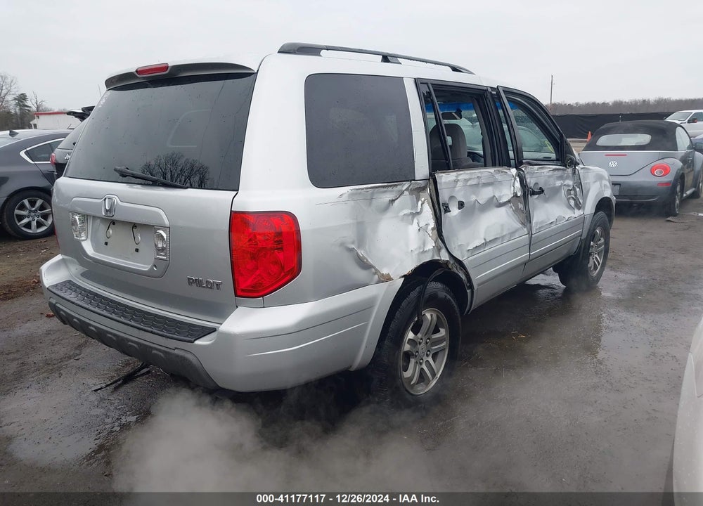 2005 HONDA PILOT EX VIN: 5FNYF18435B029497