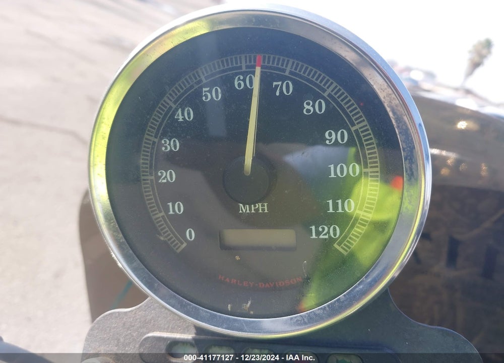 2000 HARLEY-DAVIDSON FXD VIN: 1HD1GHV12YY323381