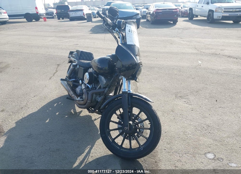 2000 HARLEY-DAVIDSON FXD VIN: 1HD1GHV12YY323381