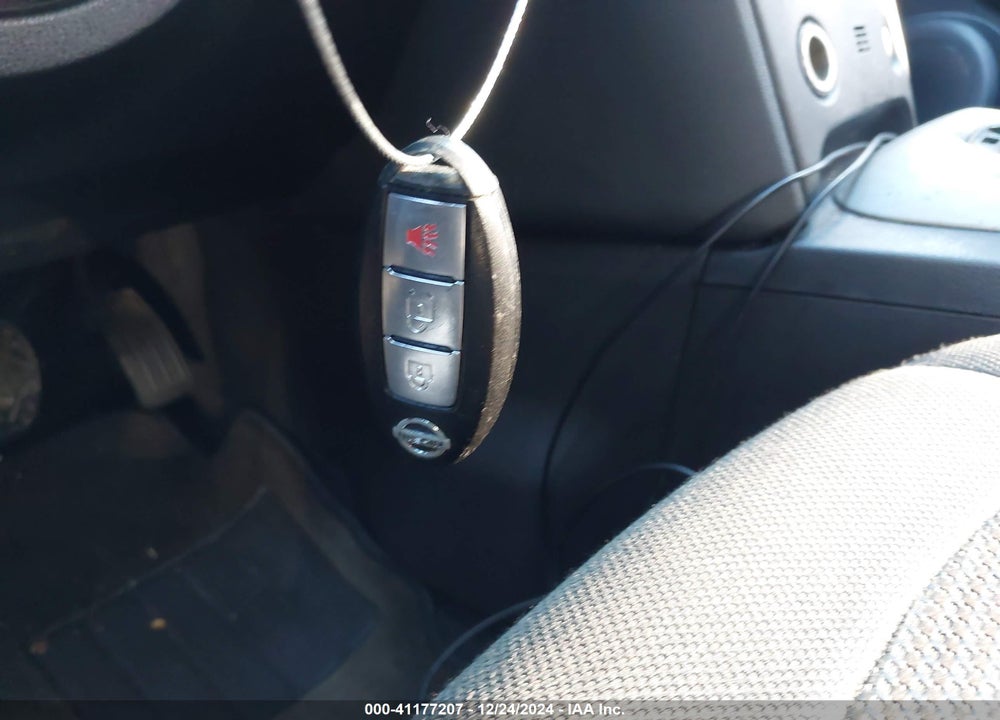 2013 NISSAN ROGUE VIN: JN8AS5MV7DW601981