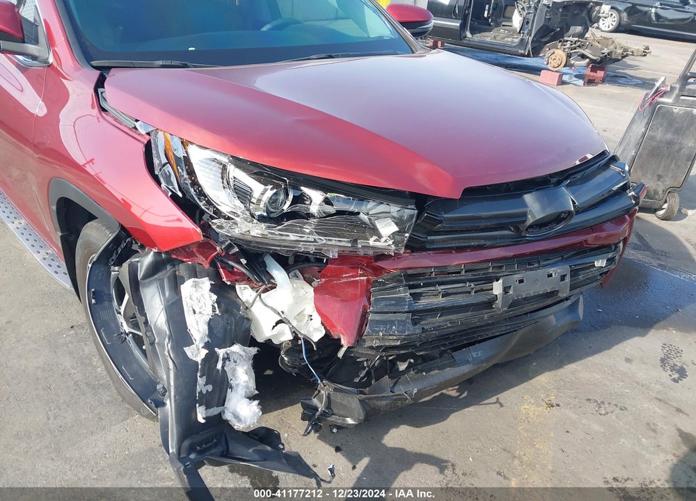 2017 TOYOTA HIGHLANDER VIN: 5TDJZRFH1HS453306