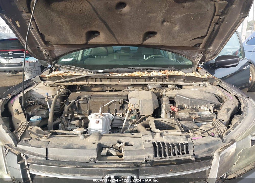 2013 HONDA ACCORD VIN: 1HGCR2F54DA082687