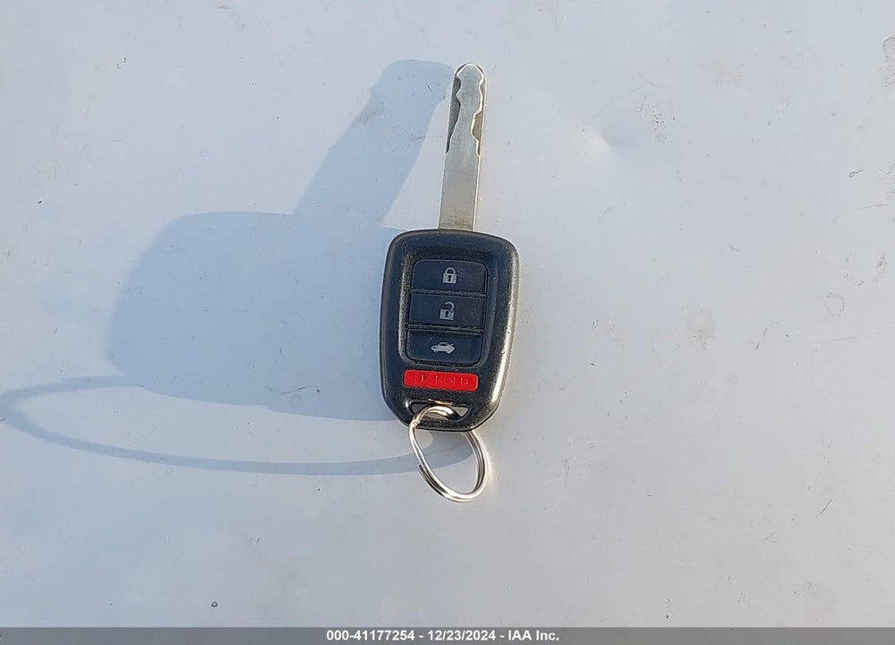 2013 HONDA ACCORD VIN: 1HGCR2F54DA082687