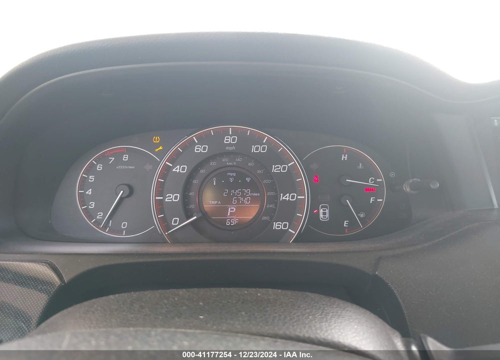2013 HONDA ACCORD VIN: 1HGCR2F54DA082687