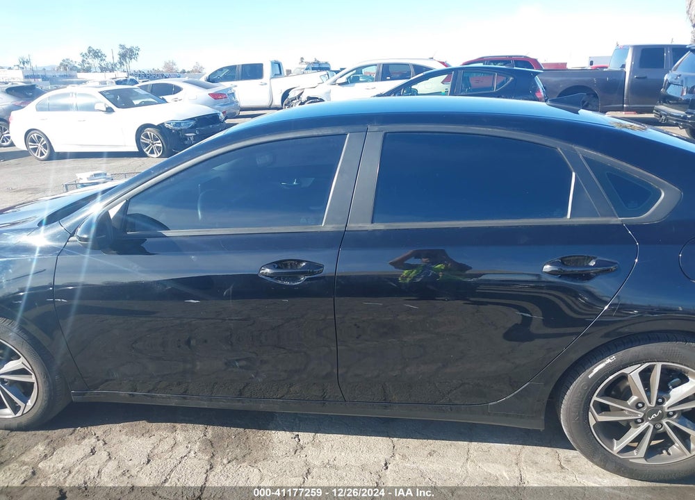2023 KIA FORTE VIN: 3KPF24AD0PE603383