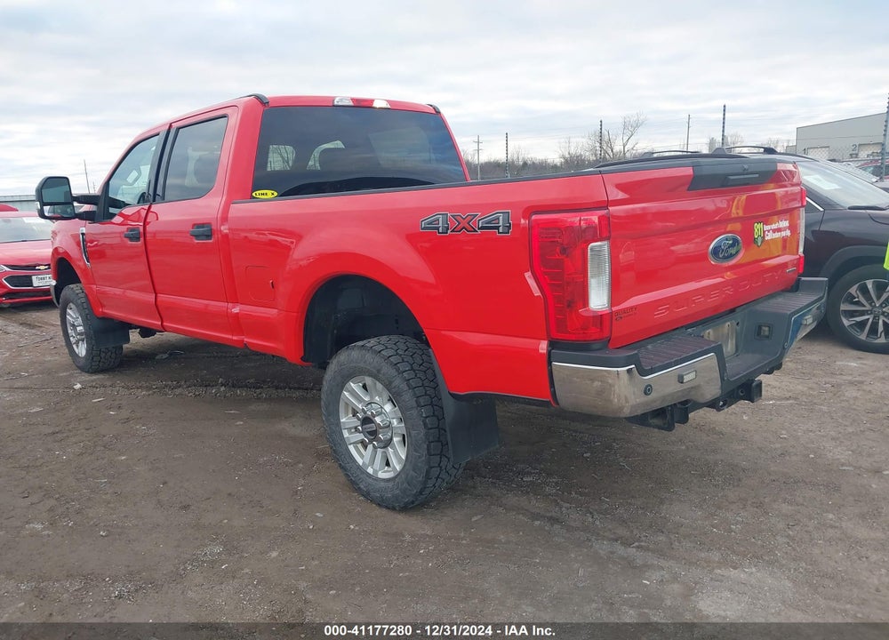 2019 FORD F-250 XLT VIN: 1FT7W2B65KEF59219