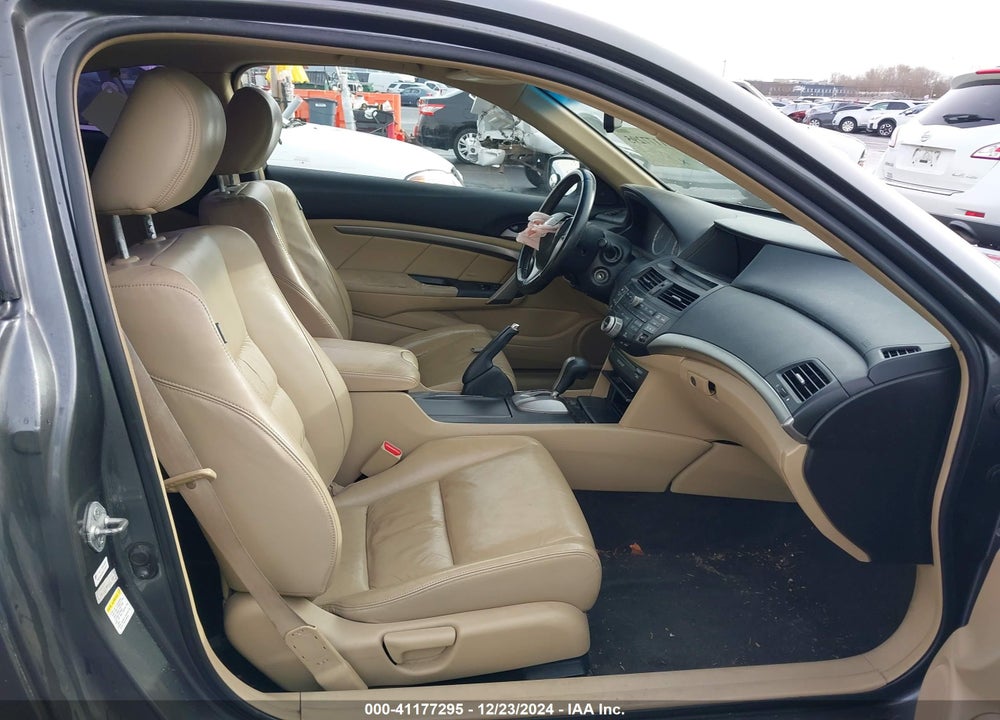 2008 HONDA ACCORD VIN: 1HGCS22888A001989