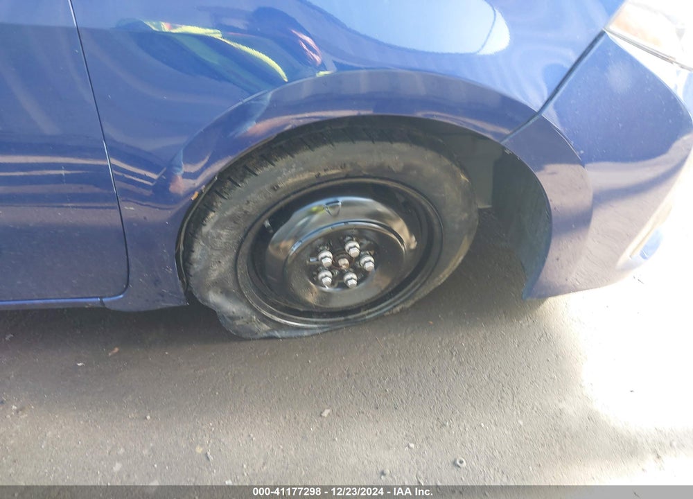 2014 TOYOTA COROLLA VIN: 2T1BURHE7EC013052