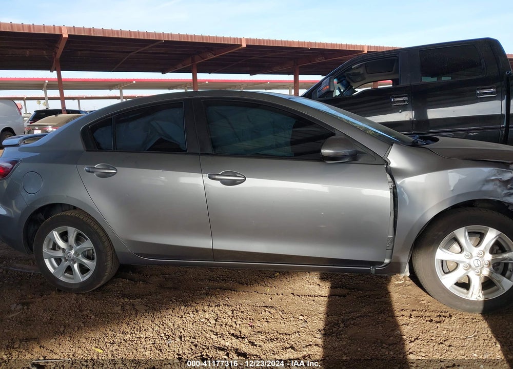 2010 MAZDA MAZDA3 VIN: JM1BL1SF1A1144272