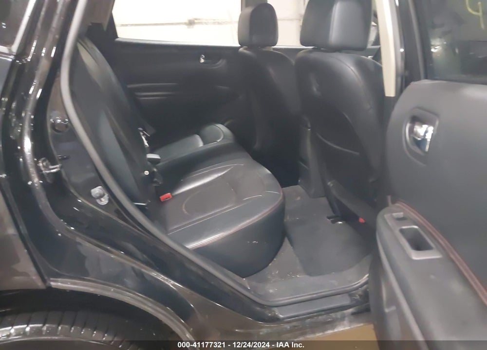 2013 NISSAN ROGUE SV W/SL PKG VIN: JN8AS5MV6DW658026