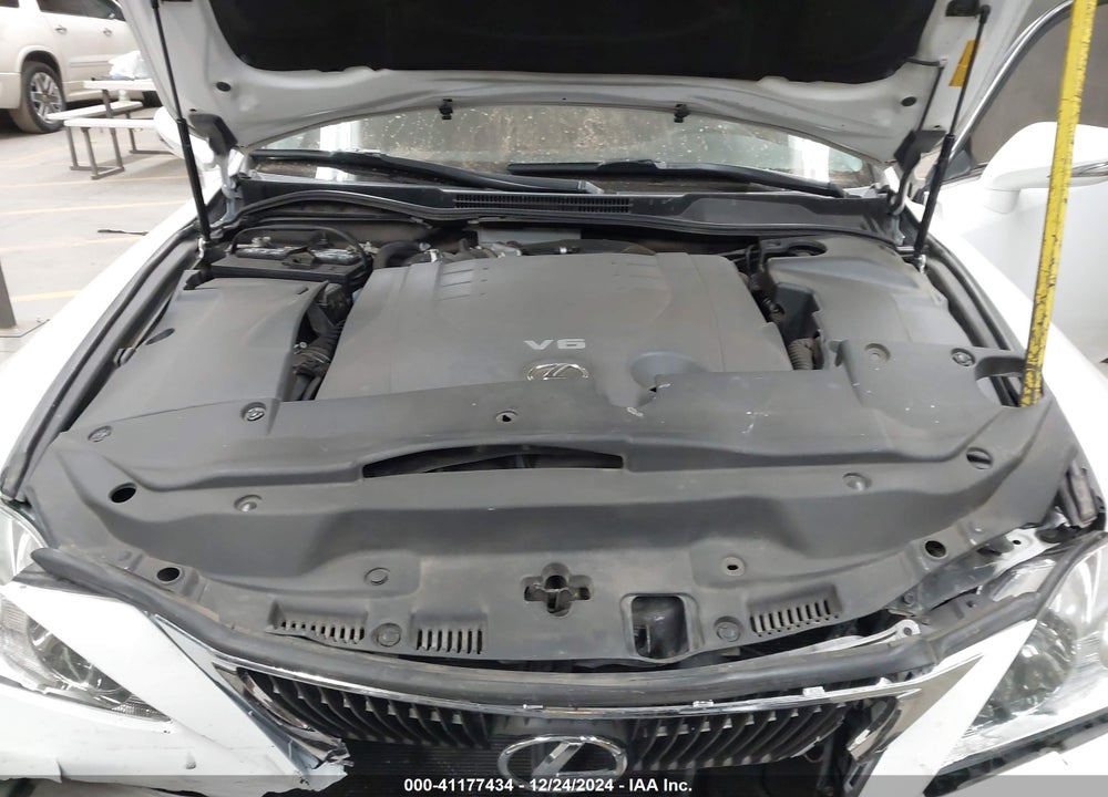 2011 LEXUS IS 250 VIN: JTHBF5C26B5142438
