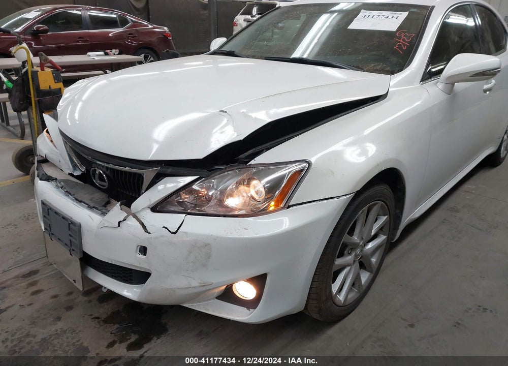 2011 LEXUS IS 250 VIN: JTHBF5C26B5142438