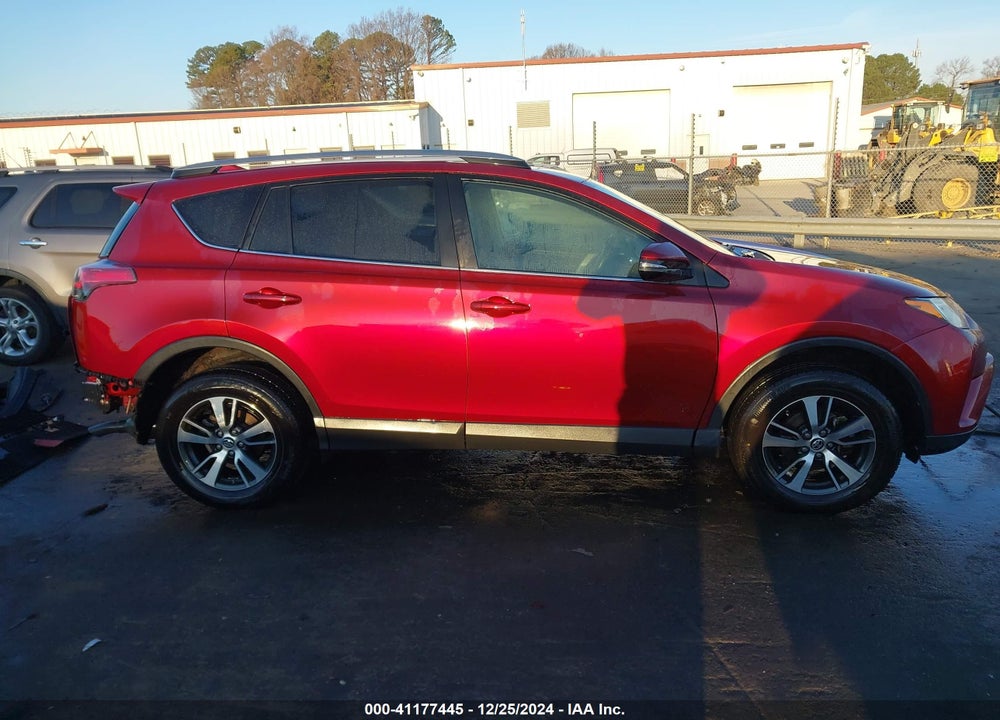 2018 TOYOTA RAV4 ADVENTURE/XLE VIN: 2T3WFREV3JW411780