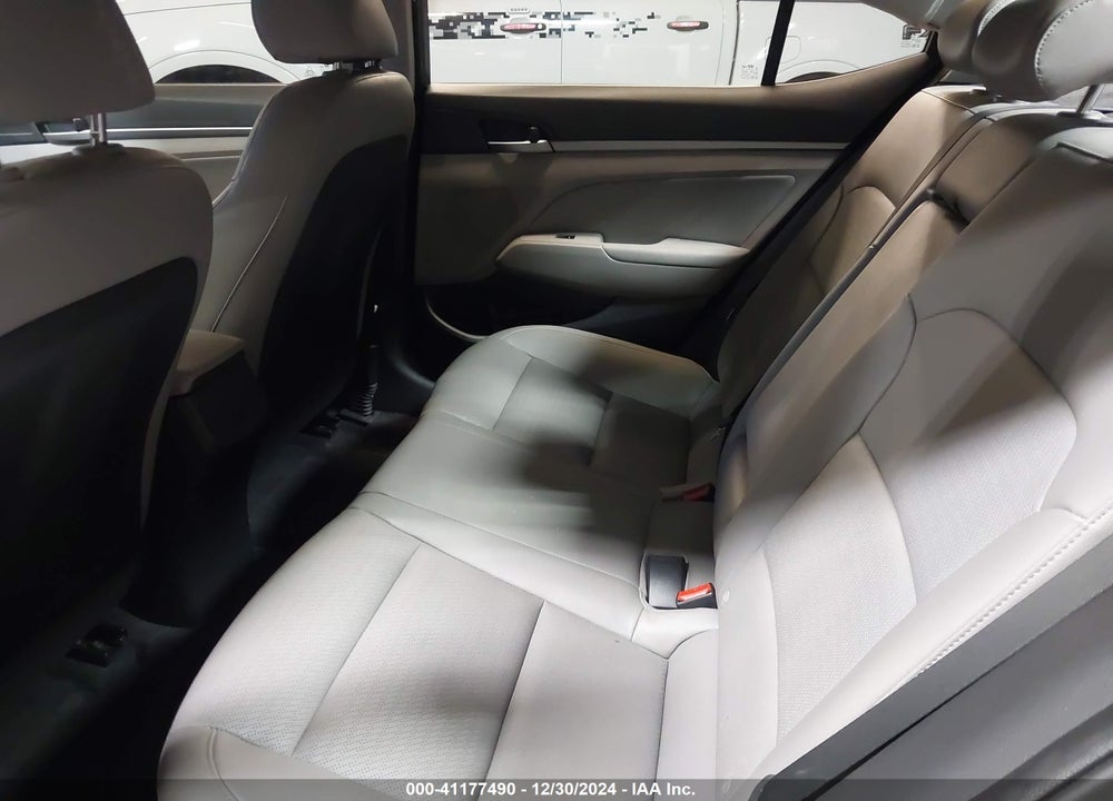 2018 HYUNDAI ELANTRA LIMITED VIN: KMHD84LF3JU571568