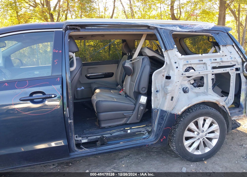 2016 KIA SEDONA EX VIN: KNDMC5C1XG6108224