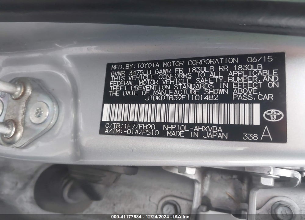 2015 TOYOTA PRIUS C VIN: JTDKDTB39F1101482