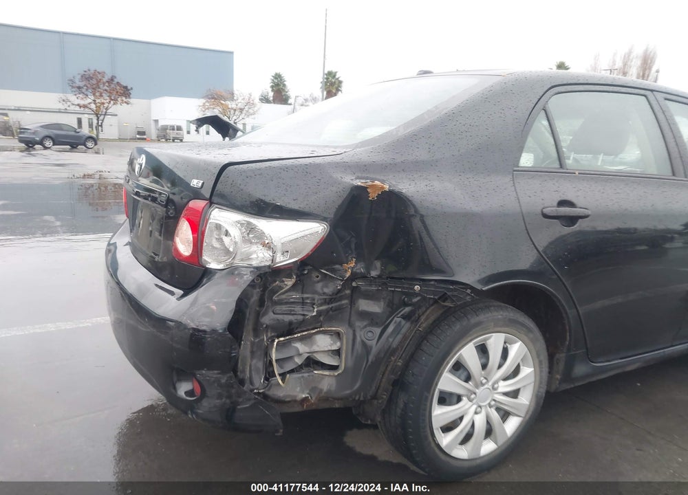 2010 TOYOTA COROLLA LE VIN: 1NXBU4EE1AZ307983