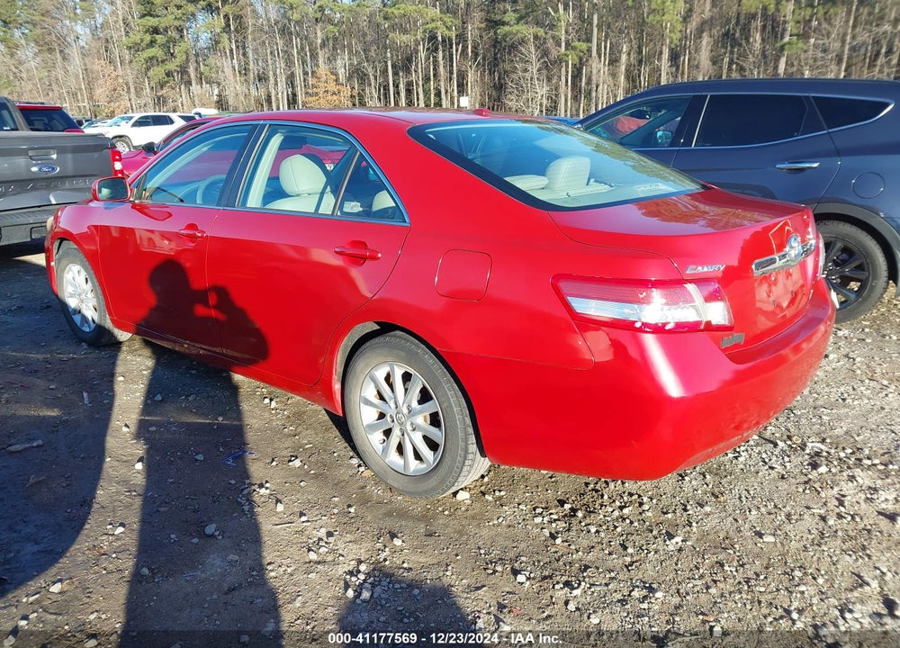 2011 TOYOTA CAMRY XLE VIN: 4T1BF3EK7BU186078