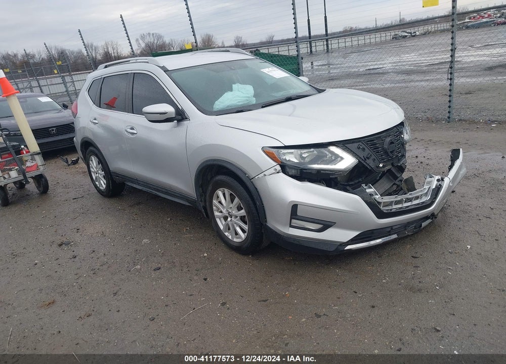 2018 NISSAN ROGUE SV VIN: 5N1AT2MT0JC815919