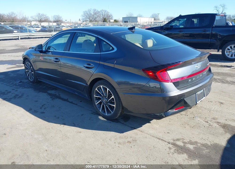 2021 HYUNDAI SONATA VIN: 5NPEH4J27MH102040