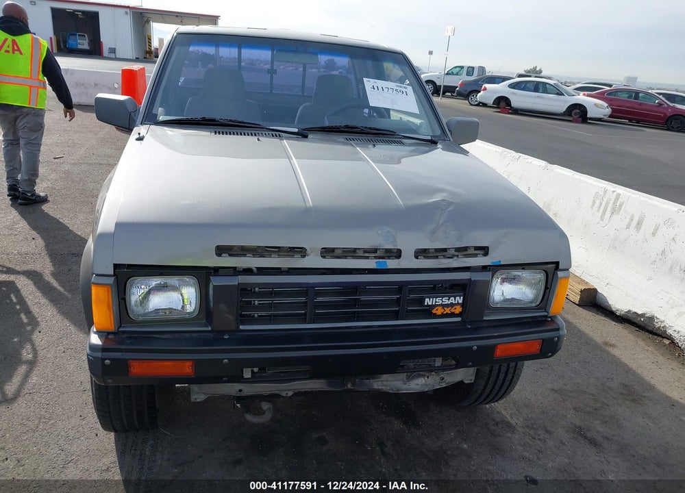 1987 NISSAN D21 KING CAB VIN: JN6HD16Y8HW005575