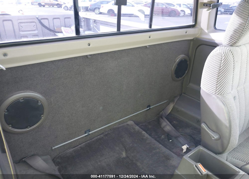 1987 NISSAN D21 KING CAB VIN: JN6HD16Y8HW005575