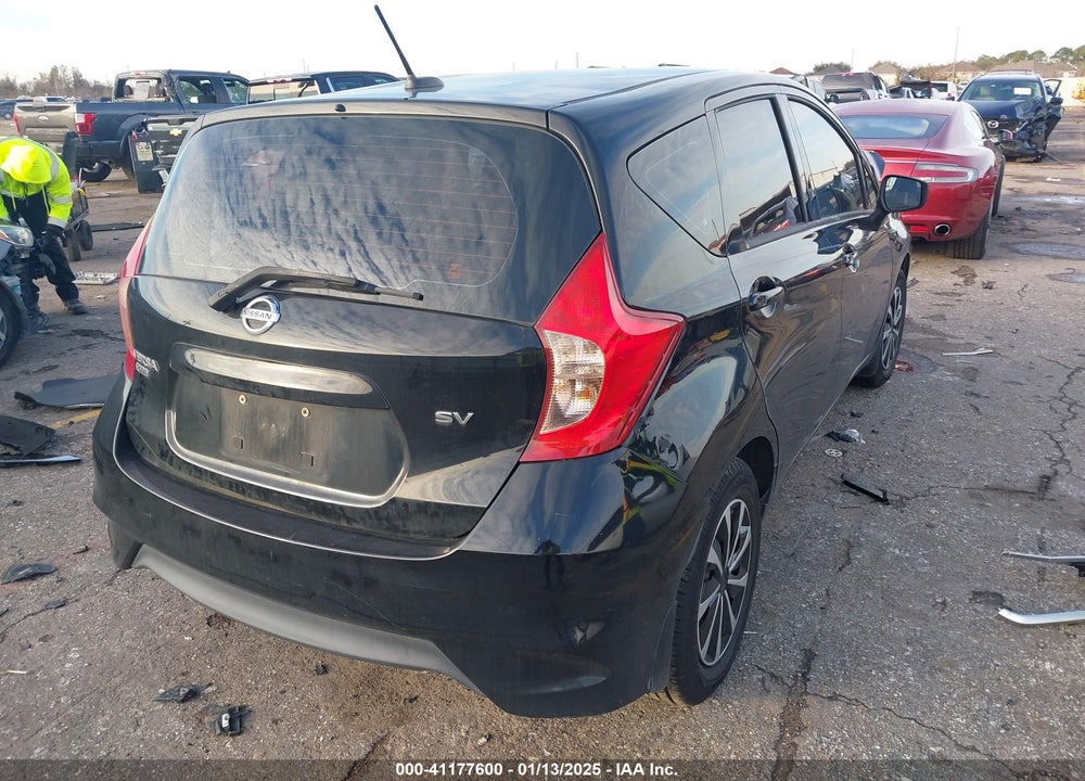 2018 NISSAN VERSA NOTE VIN: 3N1CE2CP3JL361006
