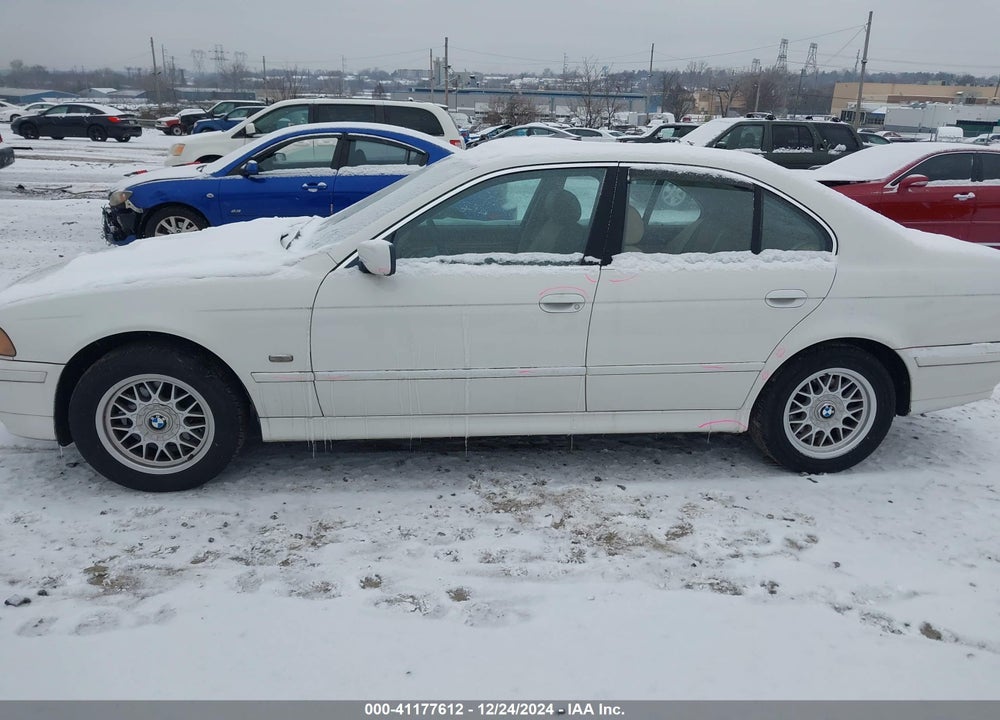 2001 BMW 525IA VIN: WBADT43411GX22131
