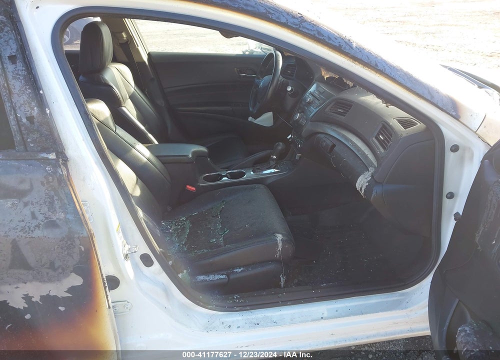 2014 ACURA ILX 2.0L VIN: 19VDE1F32EE001314