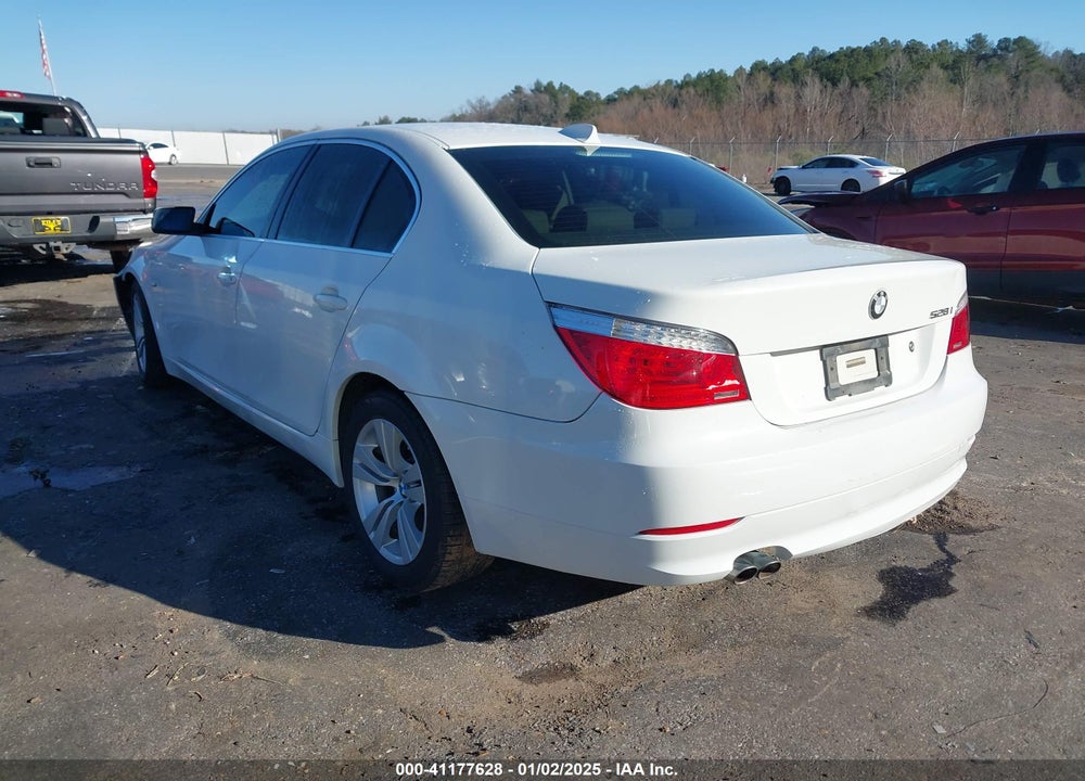 2009 BMW 528I VIN: WBANU53519C118436