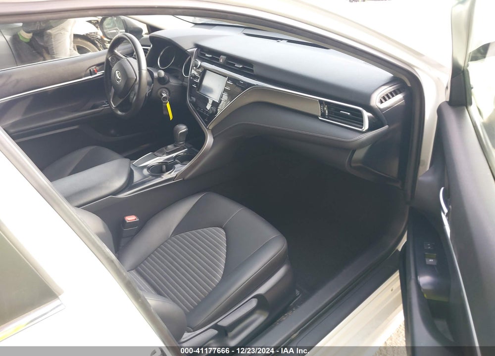 2018 TOYOTA CAMRY SE VIN: JTNB11HK0J3040401