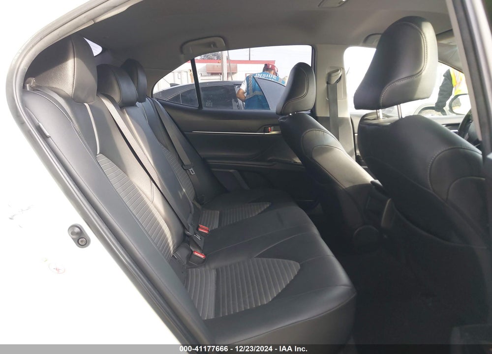 2018 TOYOTA CAMRY SE VIN: JTNB11HK0J3040401