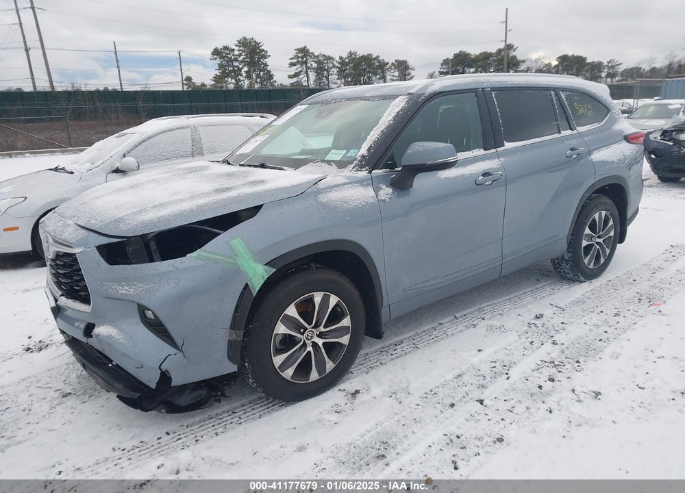 2022 TOYOTA HIGHLANDER VIN: 5TDHZRBH2NS168663
