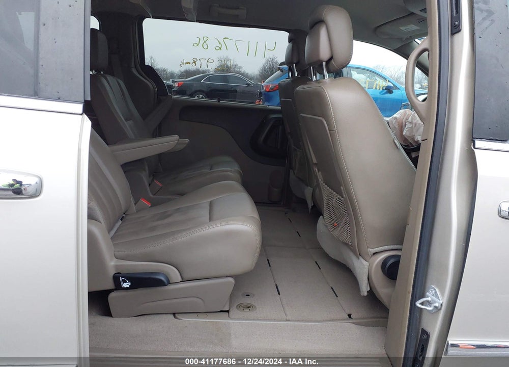 2015 CHRYSLER TOWN & COUNTRY TOURING VIN: 2C4RC1BG2FR699077