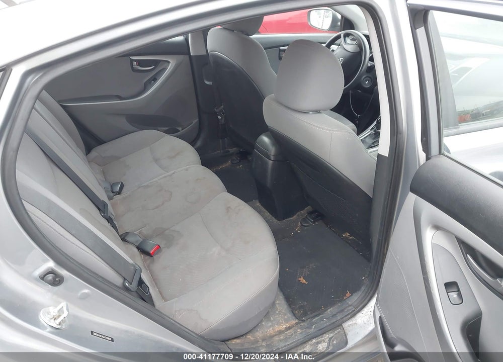 2016 HYUNDAI ELANTRA SE VIN: 5NPDH4AE4GH748808