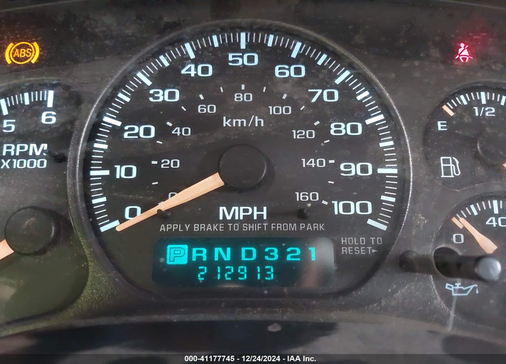 2002 CHEVROLET SILVERADO 1500 LS VIN: 2GCEC19V221178467
