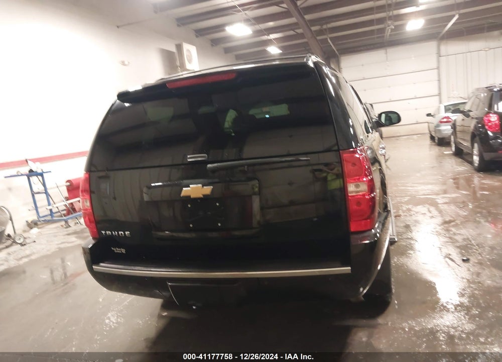 2013 CHEVROLET TAHOE LTZ VIN: 1GNSKCE05DR284991
