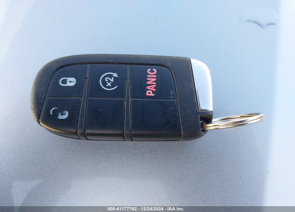 2015 JEEP RENEGADE LATITUDE VIN: ZACCJBBTXFPC16566