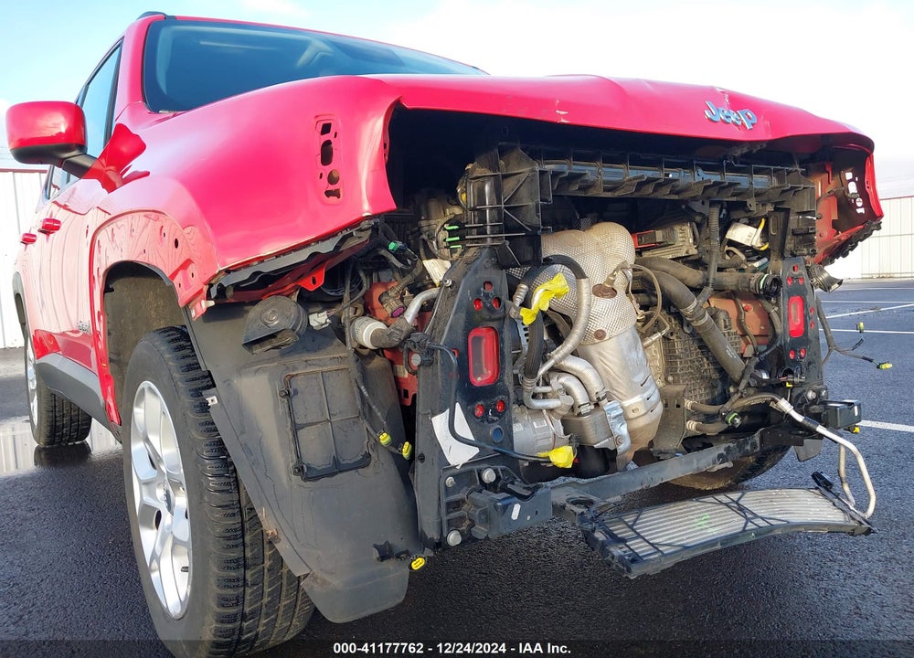 2015 JEEP RENEGADE LATITUDE VIN: ZACCJBBTXFPC16566