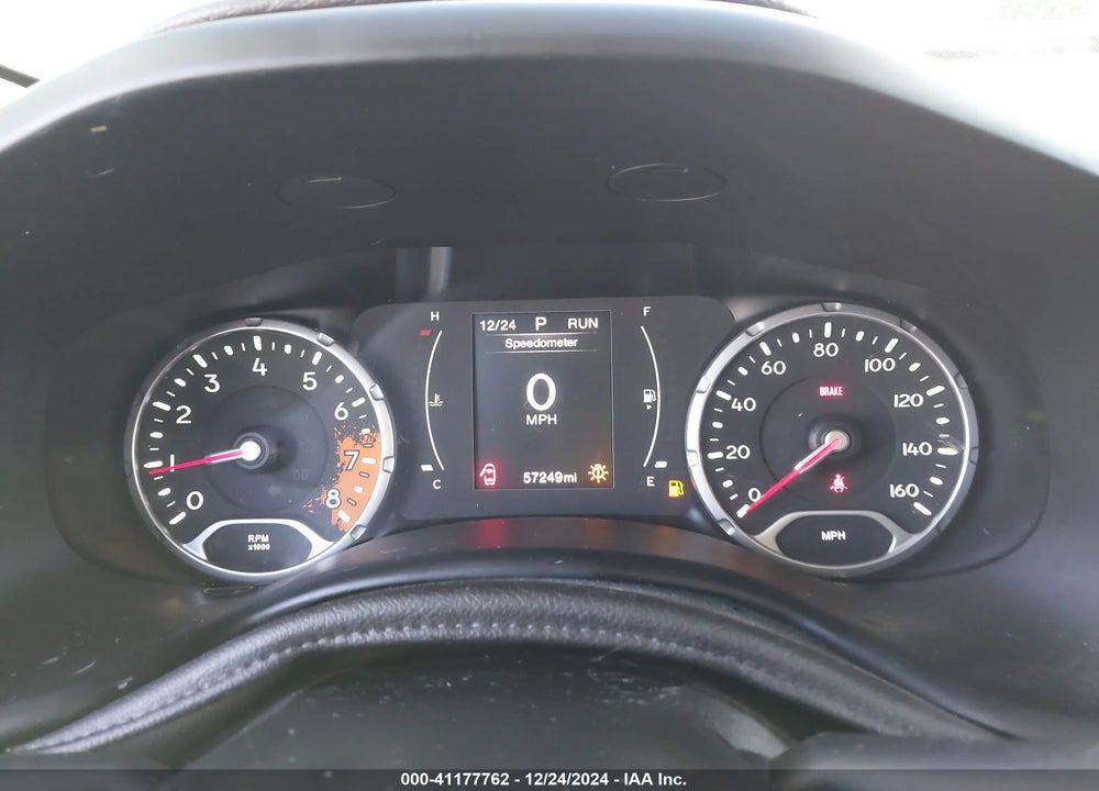 2015 JEEP RENEGADE LATITUDE VIN: ZACCJBBTXFPC16566
